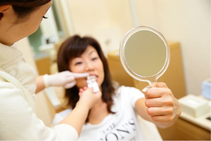 その銀歯、白い歯にしませんか