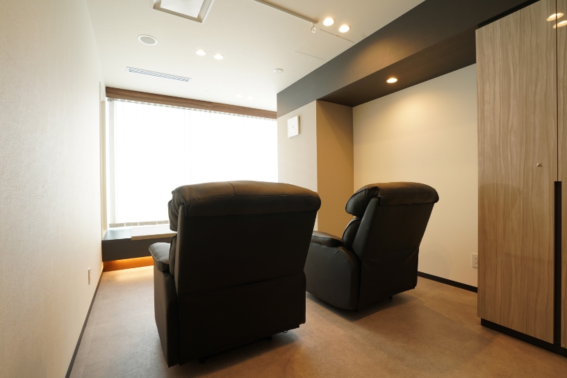 くつろぐようなリラックス感で受けていただけます